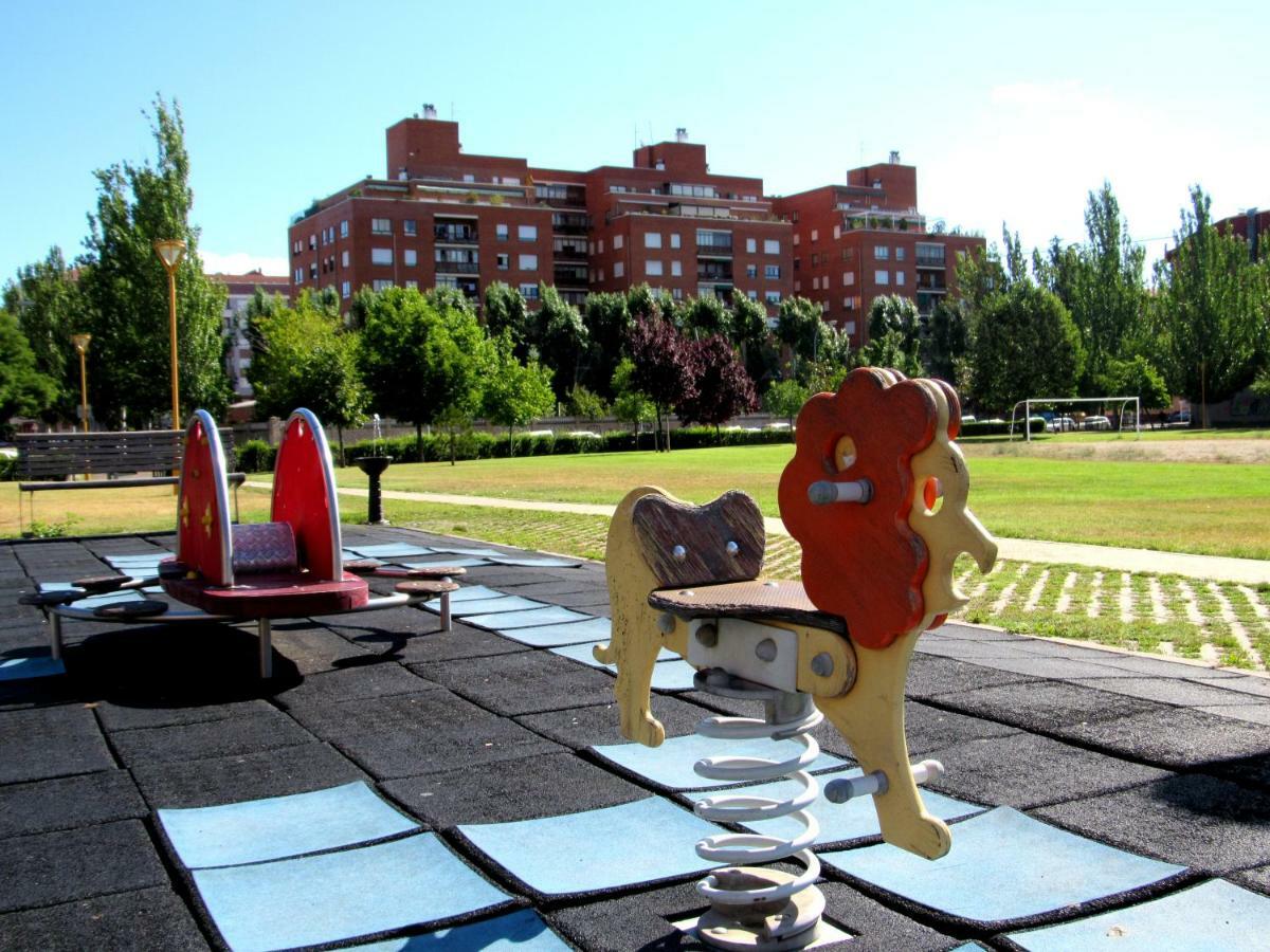 Www Parques De La Catedral Travel Com Parking Privado Gratis Apartment León Exterior foto